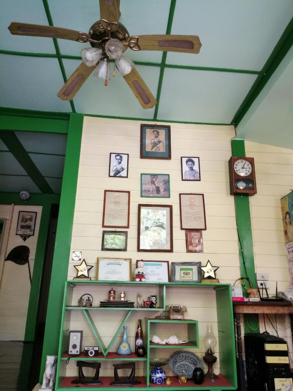 Baan Tepa Boutique House Bed and Breakfast Bangkok Eksteriør billede