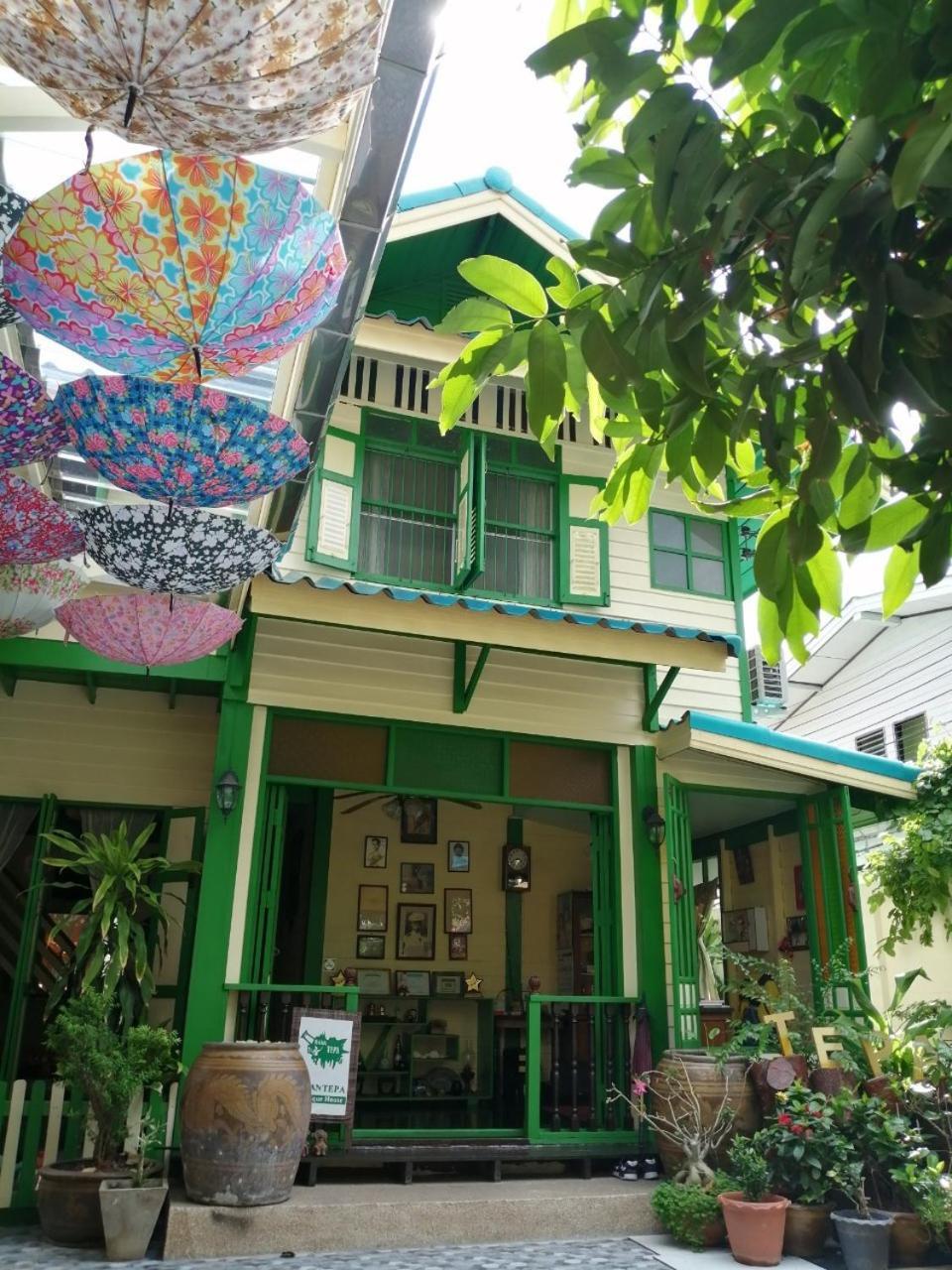 Baan Tepa Boutique House Bed and Breakfast Bangkok Eksteriør billede