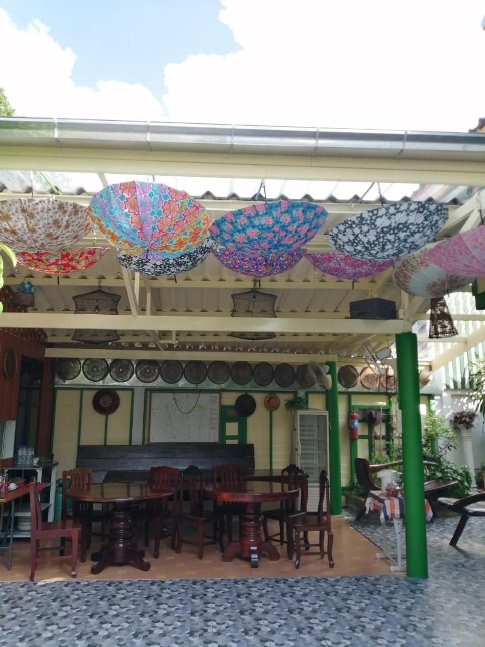 Baan Tepa Boutique House Bed and Breakfast Bangkok Eksteriør billede
