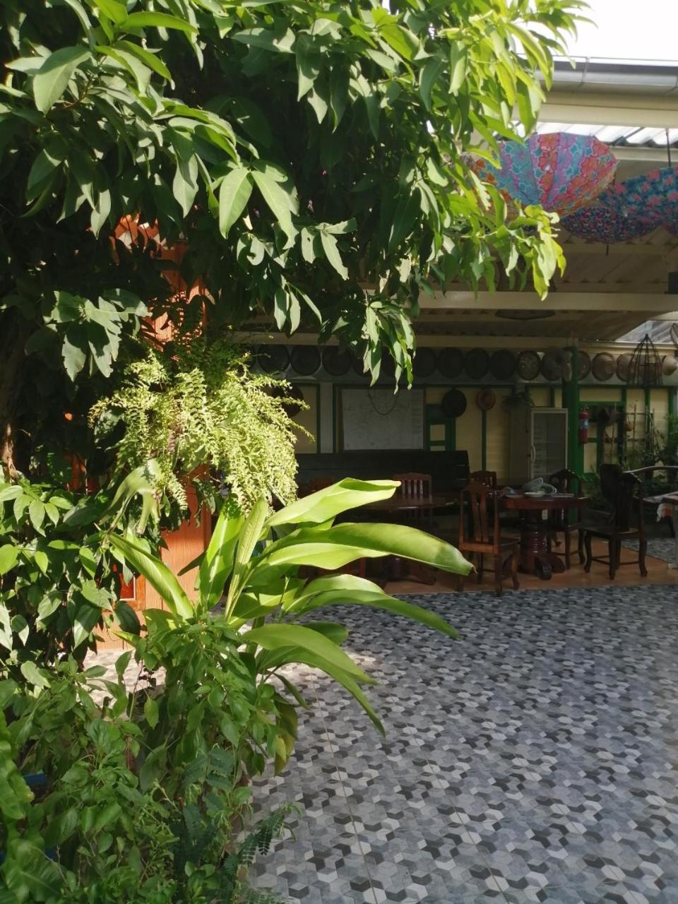Baan Tepa Boutique House Bed and Breakfast Bangkok Eksteriør billede