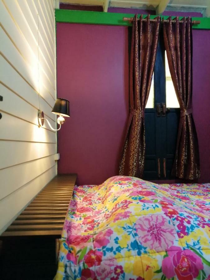 Baan Tepa Boutique House Bed and Breakfast Bangkok Eksteriør billede